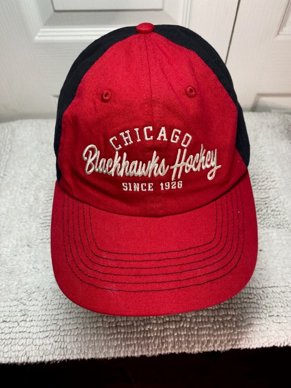 Chicago Blackhawks Retroscript Snapback • Vintage Red/Black NHL Hat • OSFA